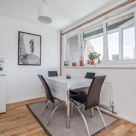 4-Bedroom Flat Near Bigben,Parliament & London Eye ภายนอก รูปภาพ